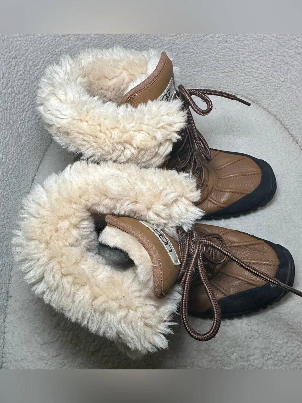 UGG Adirondack Waterproof Winter Boots Leather Wool Lined eVent Vibram Brown 7.5